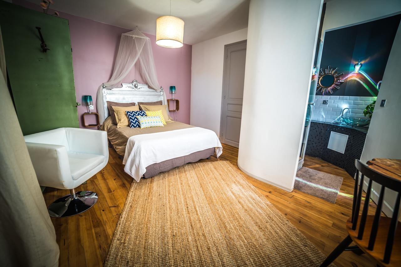 Les Chambres De Lily Carresse Exterior foto